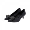 LR0090 Kitten heel court shoe